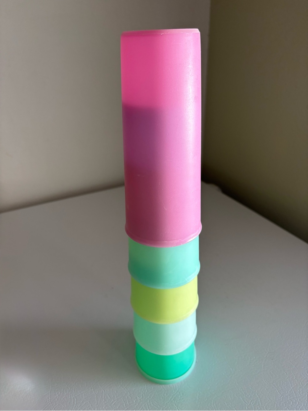 Tupperware cups Set of 5